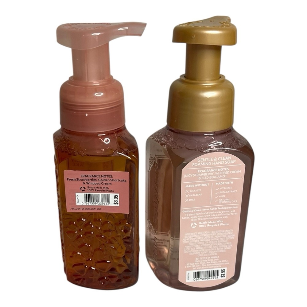 Bath & Body Works Strawberry Pound Cake Snowflake Foaming Liquid Hand Soap Wash - Picture 4 of 6